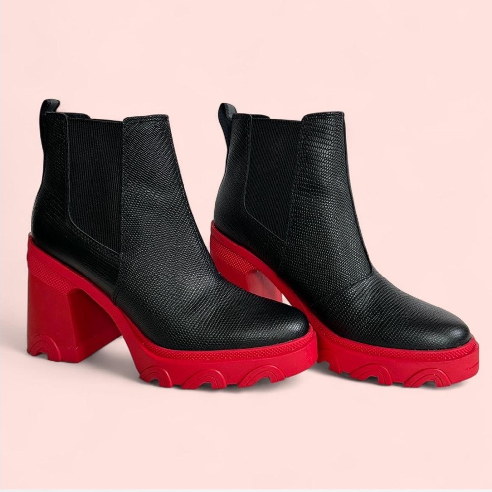 SOLD Sorel Black Brex Heel Chelsea Boot With Red Sole 6US